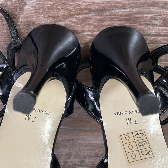 PIERRE DUMAS Womens Pointed Toe Black Stiletto Heels Witchy Fairy Goth Size 7M - Picture 9 of 9